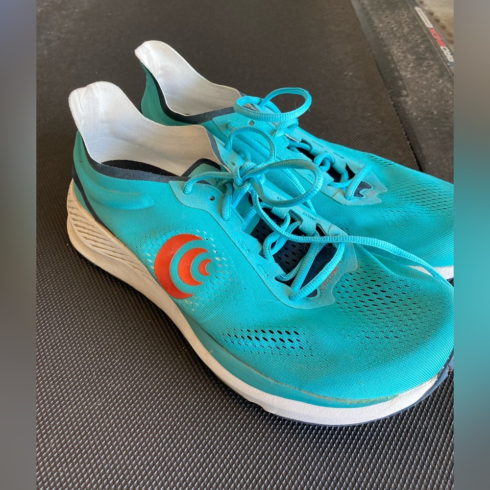 Topo Cyclone - Mens 10 1/2